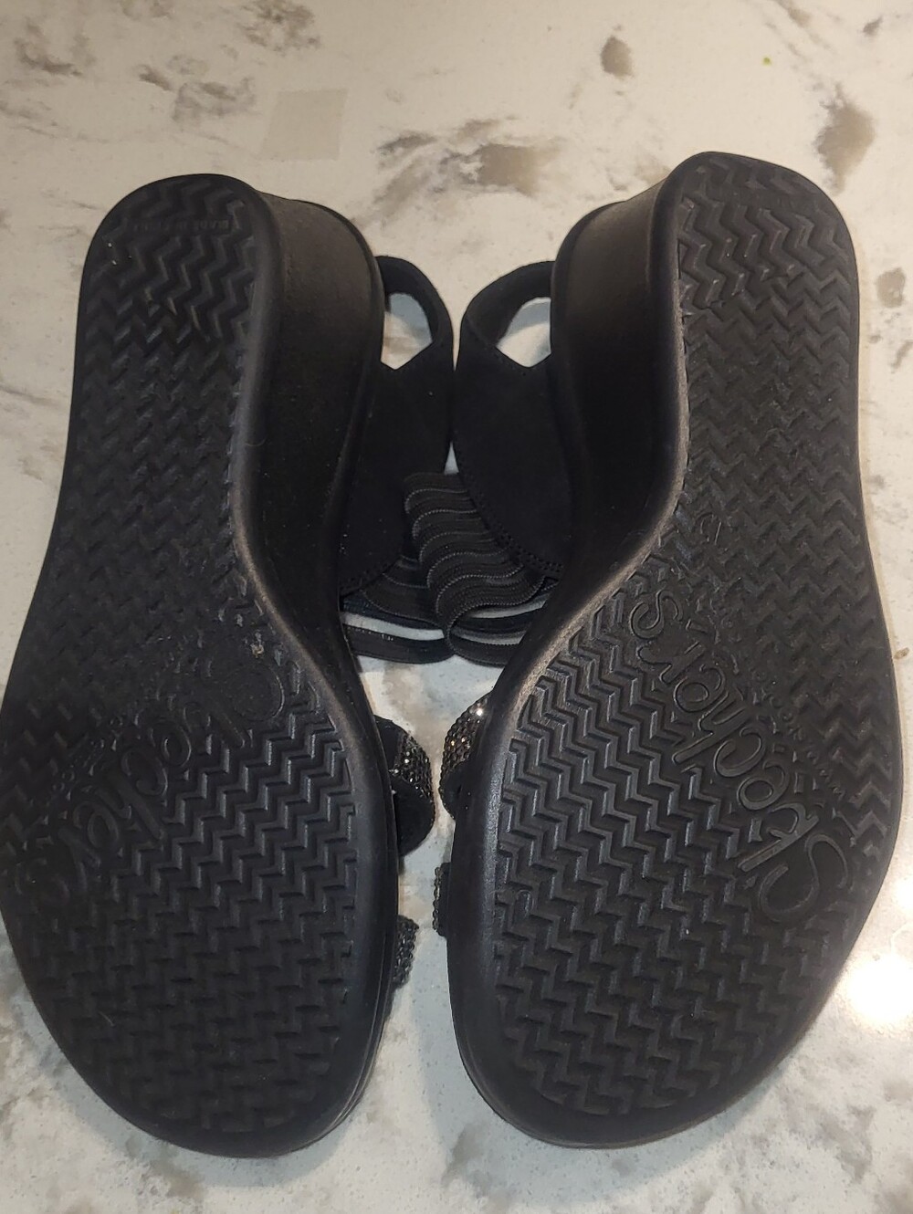 Skechers Women’s Black Slingback Sandals with Sparkle Straps - Picture 3 of 4